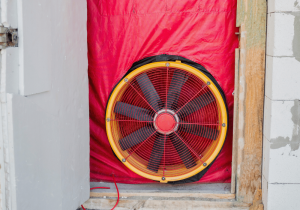 blower door test
